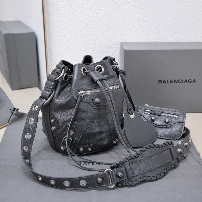 MC-Balenciaga-1596