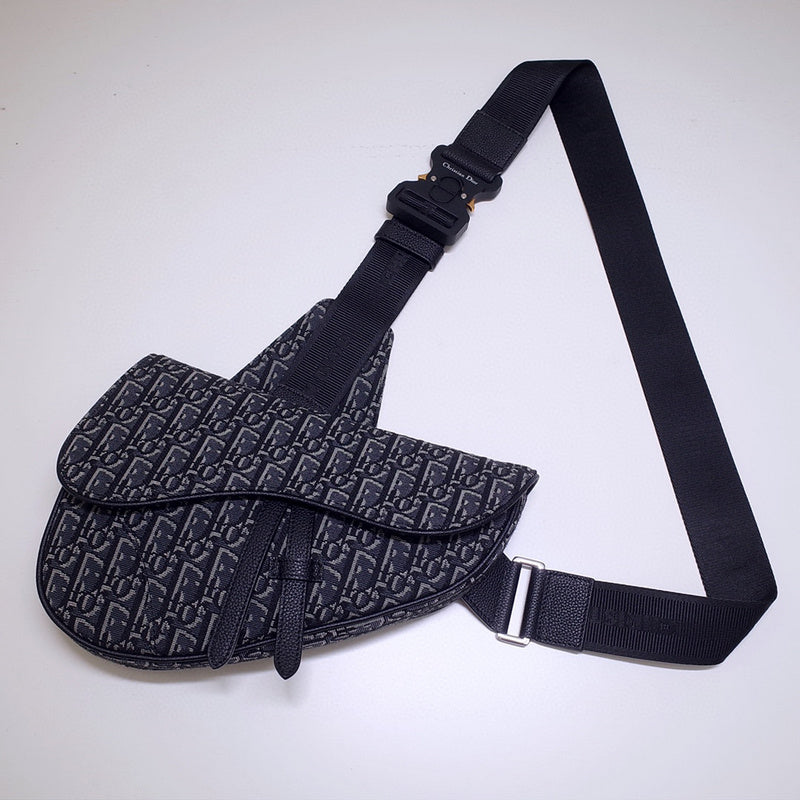 MC-Christian Dior-3691