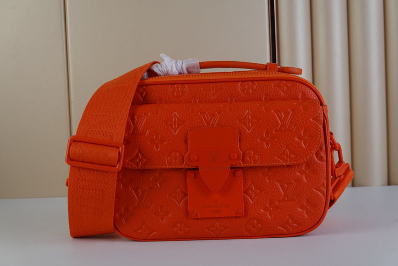 MC-LV-Bags-4063