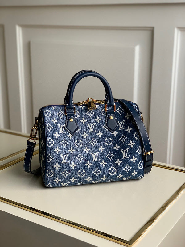 MC-LV-Bags-4075