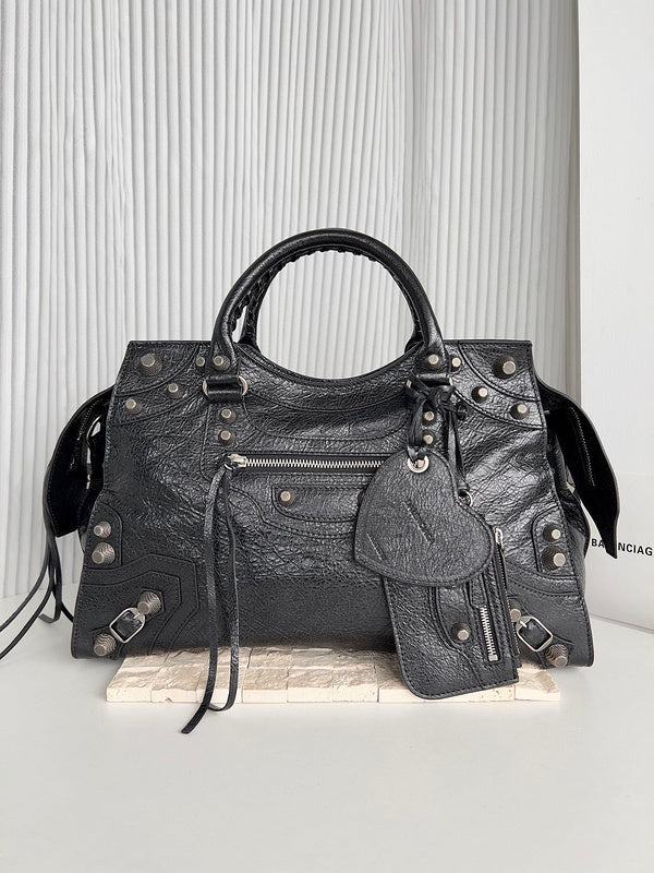 MC-Balenciaga-1601
