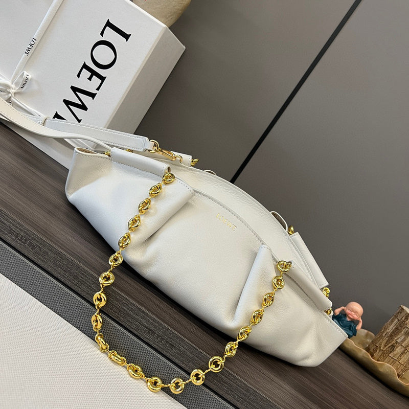MC-Loewe-1042