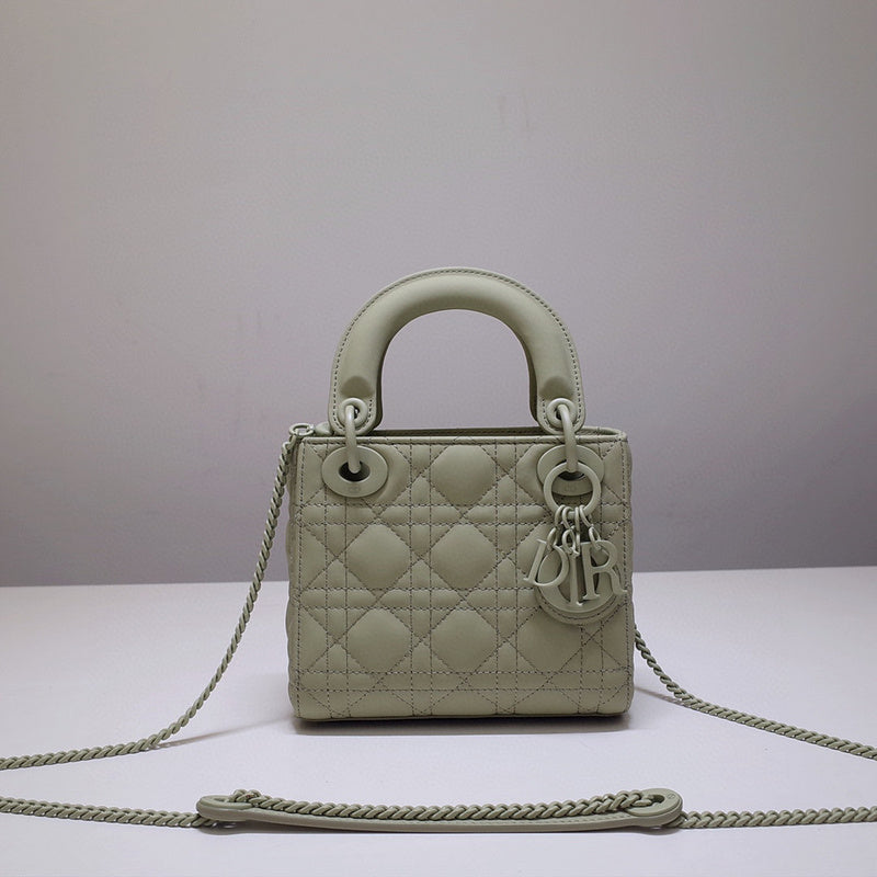 MC-Christian Dior-3710