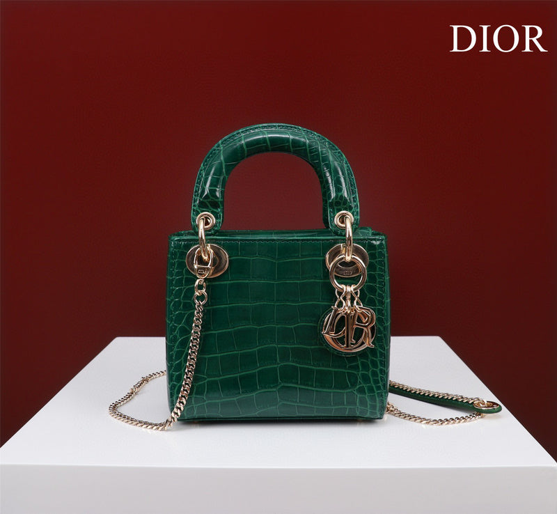 MC-Christian Dior-3711