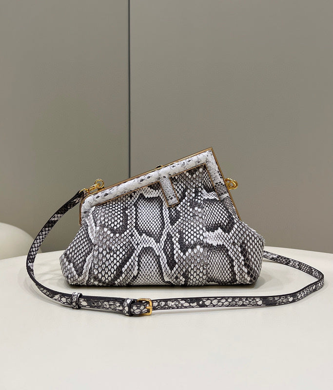 MC-FENDI-3950