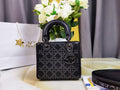 MC-Christian Dior-3719