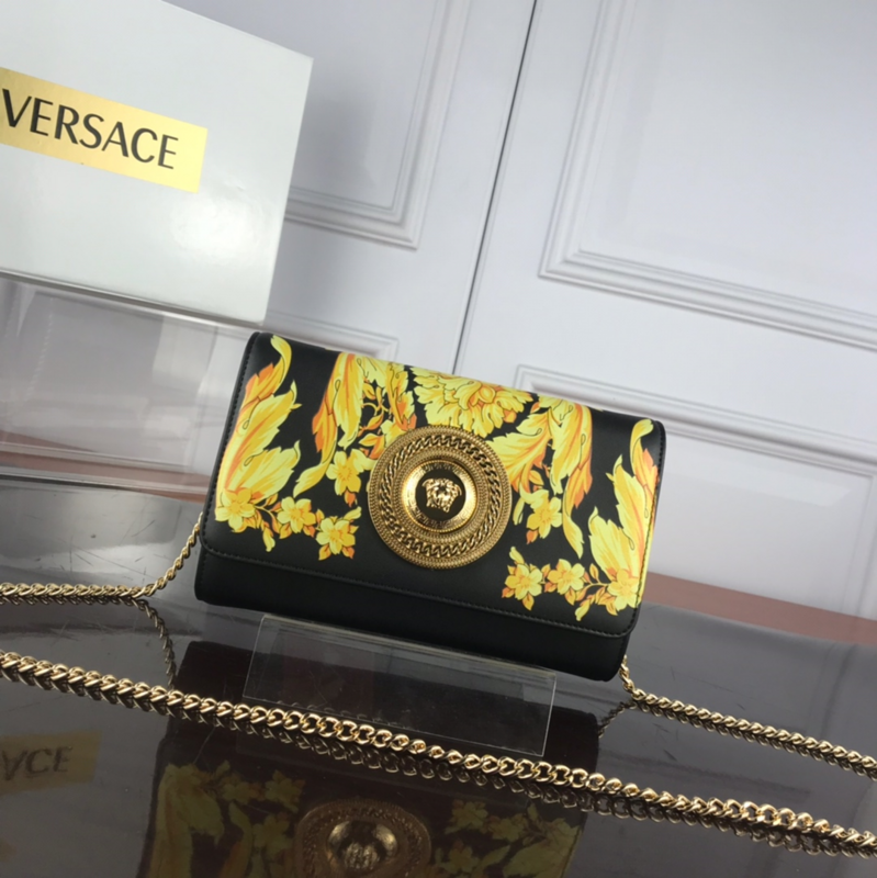 MC-Versace-058