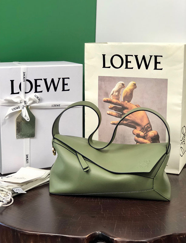 MC-Loewe-1050
