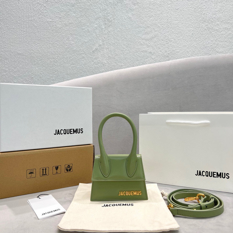 MC-JACQUEMUS-304