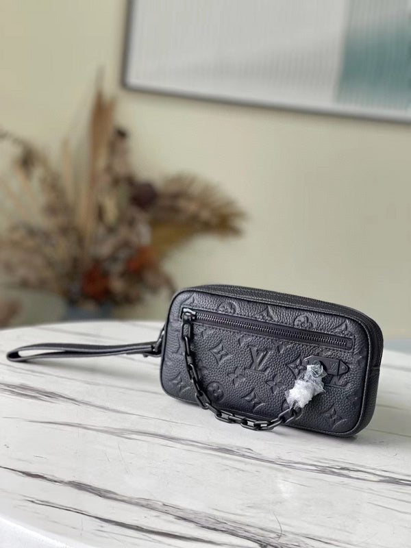 MC-LV-Bags-4099