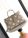 MC-LV-Bags-4108