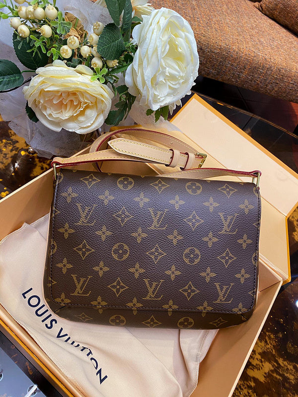 MC-LV-Bags-4116