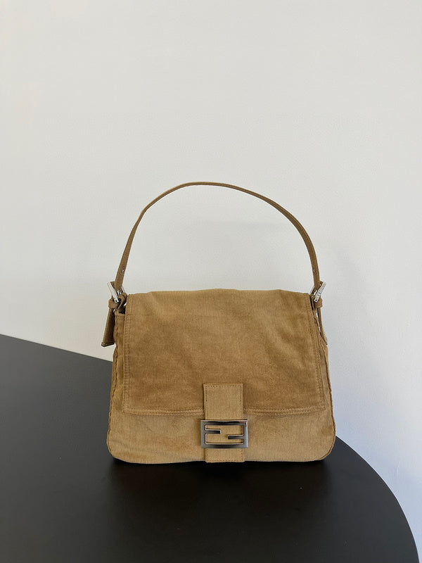 MC-FENDI-3979