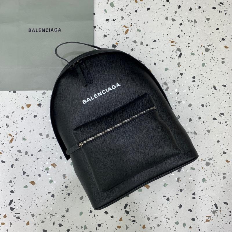 MC-Balenciaga-1621