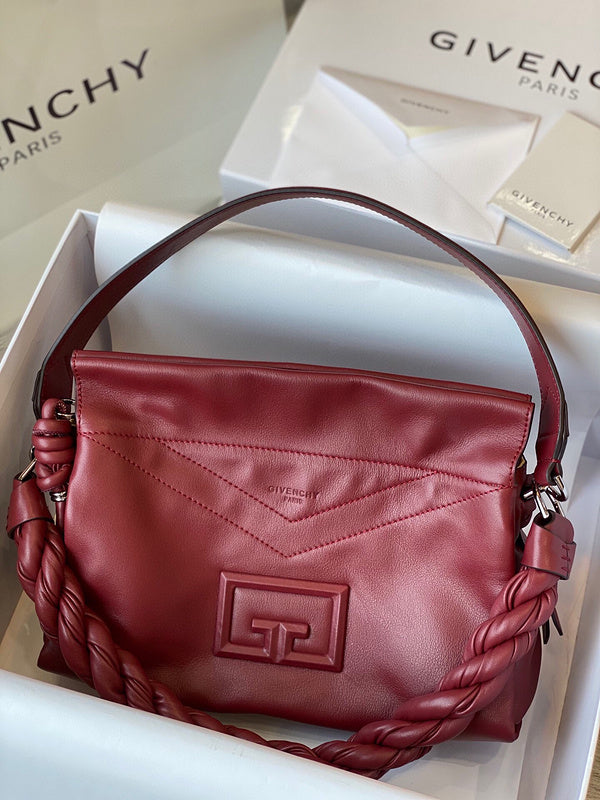 MC-GIVENCHY-549
