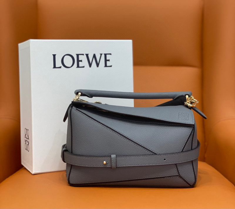 MC-Loewe-1057