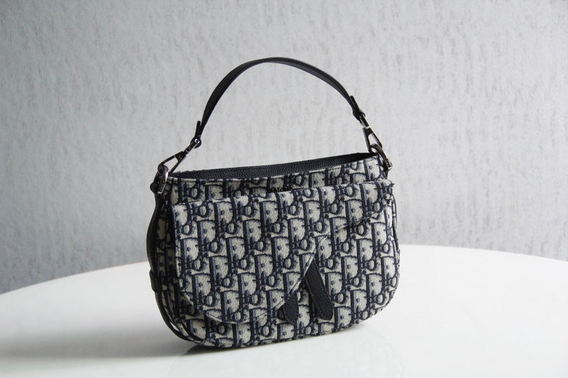MC-Christian Dior-3764