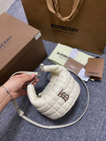MC-Burberry-562