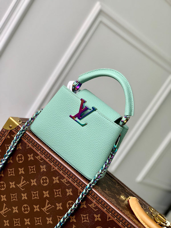 MC-LV-Bags-4137