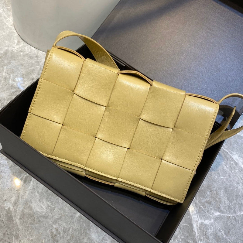 MC-Bottega Veneta-2140