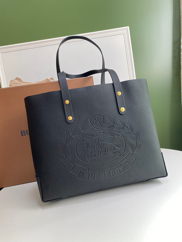 MC-Burberry-566