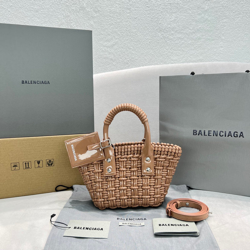 MC-Balenciaga-1630