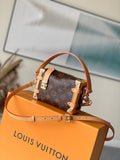 MC-LV-Bags-4151