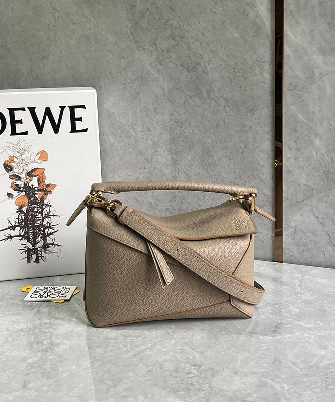 MC-Loewe-1068