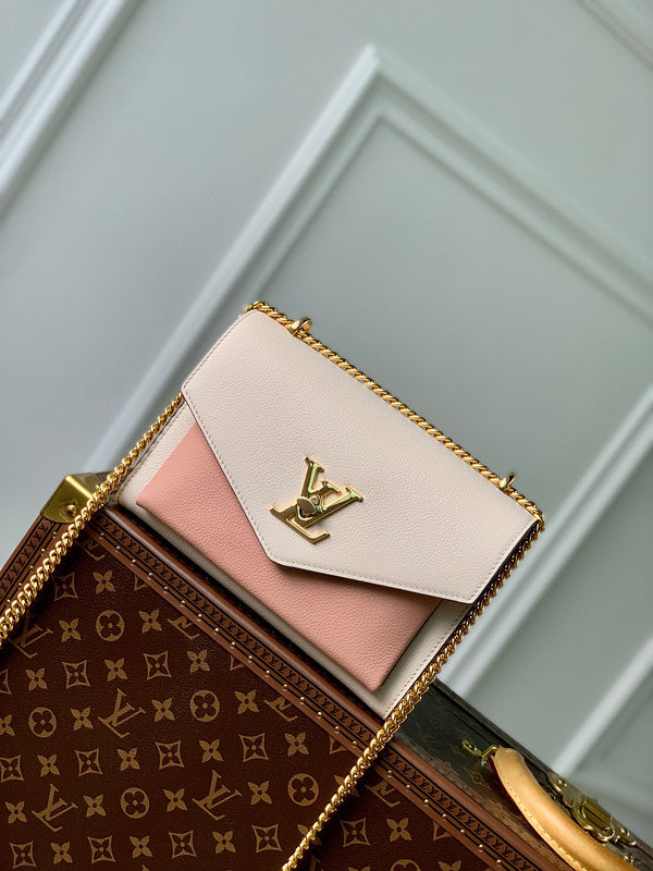 MC-LV-Bags-4175