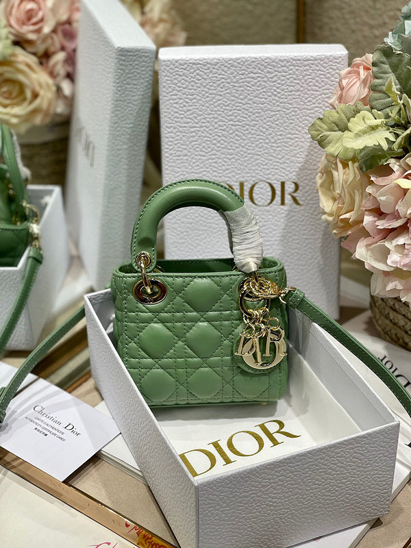 MC-Christian Dior-3813