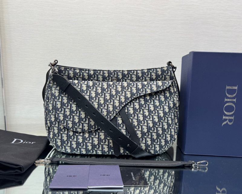 MC-Christian Dior-3828