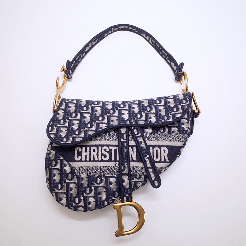 MC-Christian Dior-3830