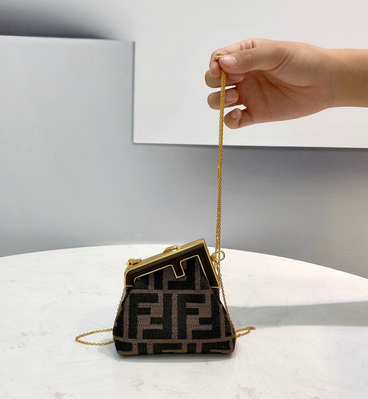 MC-FENDI-4062