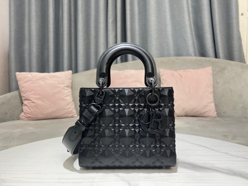 MC-Christian Dior-3853