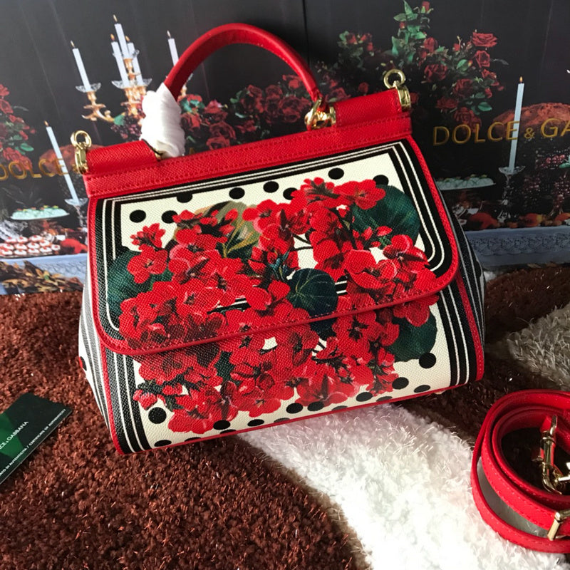 MC-Dolce Gabbana-135
