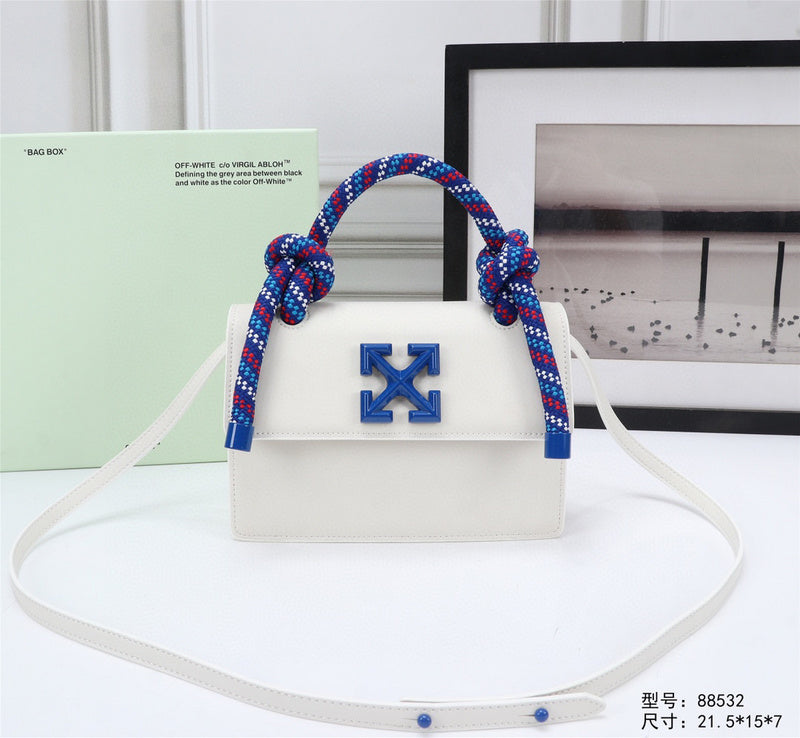 MC-OFF White-548