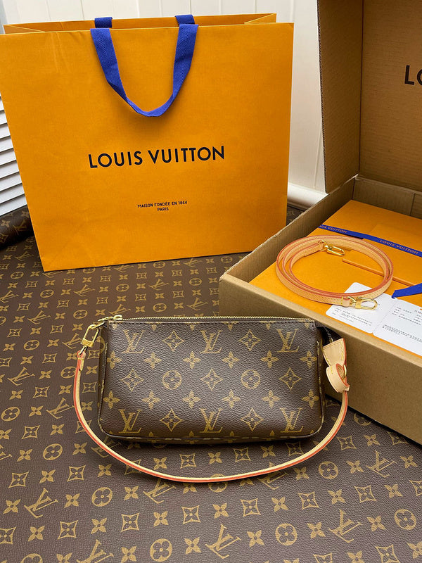 MC-LV-Bags-4237