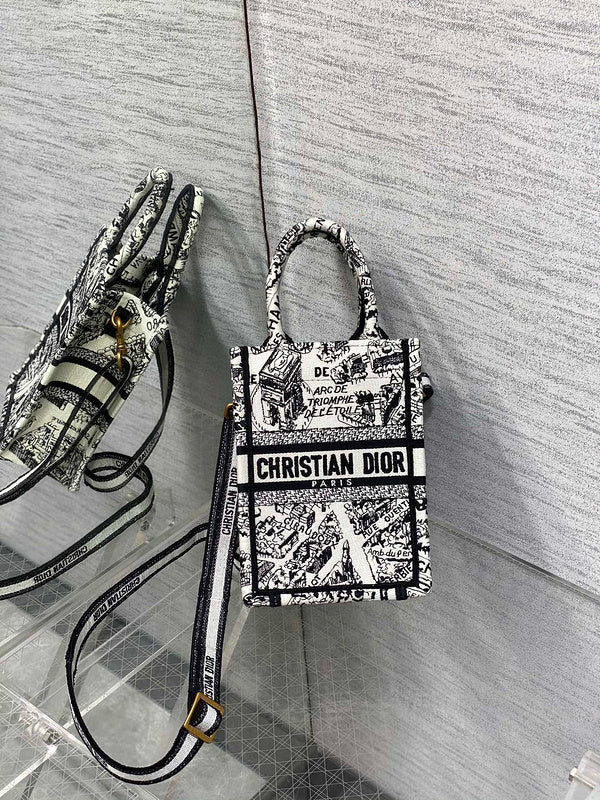 MC-Christian Dior-3888