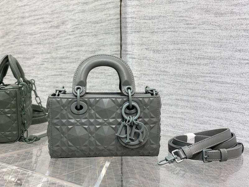 MC-Christian Dior-3890