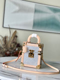 MC-LV-Bags-4255