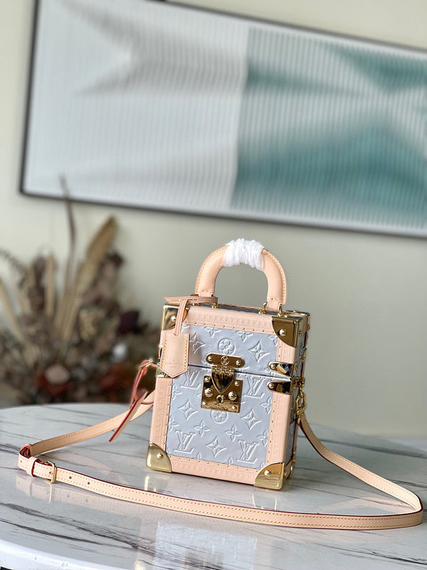 MC-LV-Bags-4255