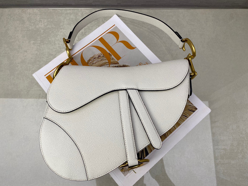 MC-Christian Dior-3904