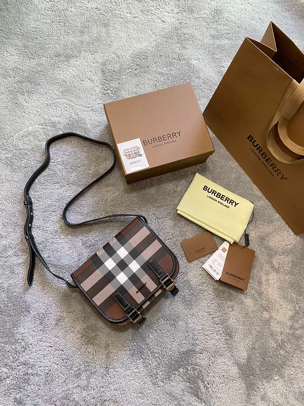 MC-Burberry-580