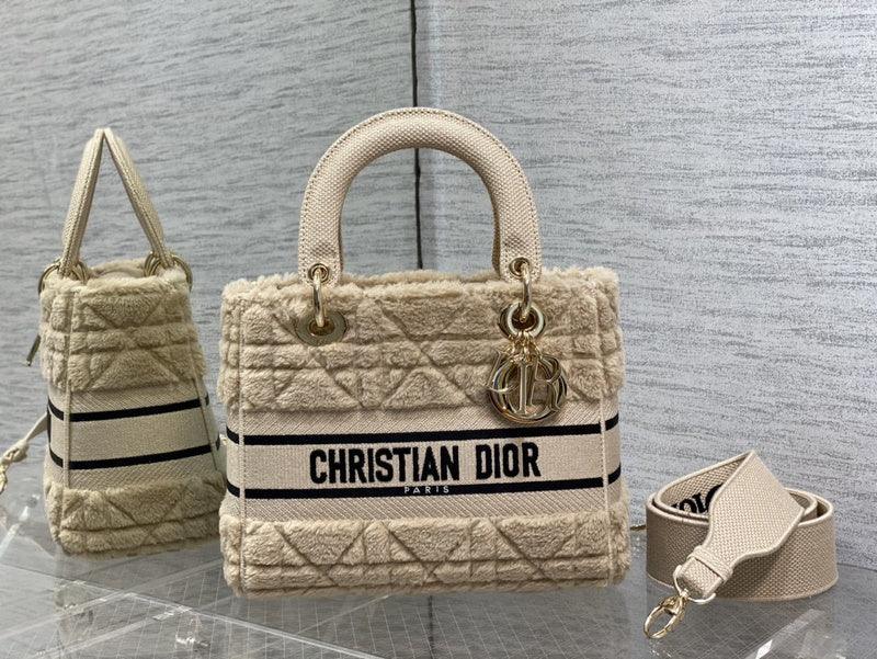 MC-Christian Dior-3933