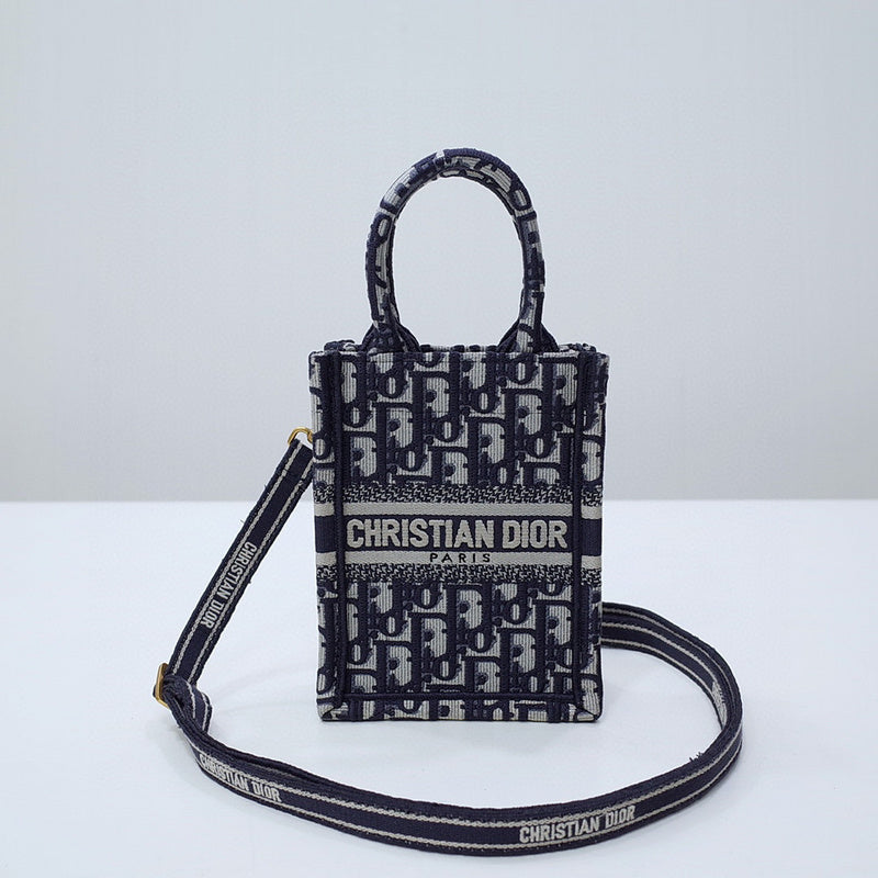 MC-Christian Dior-3934