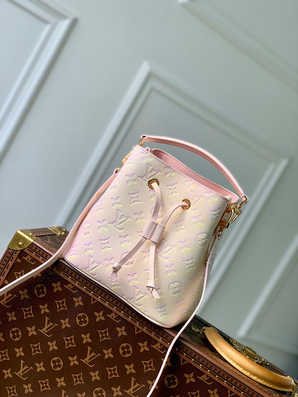 MC-LV-Bags-4303