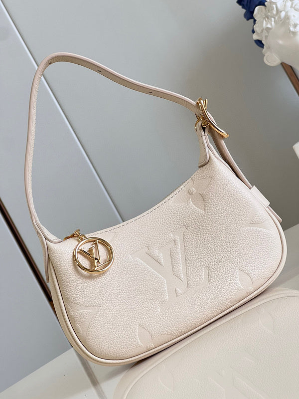 MC-LV-Bags-4307