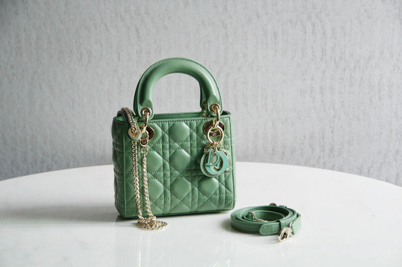 MC-Christian Dior-3941
