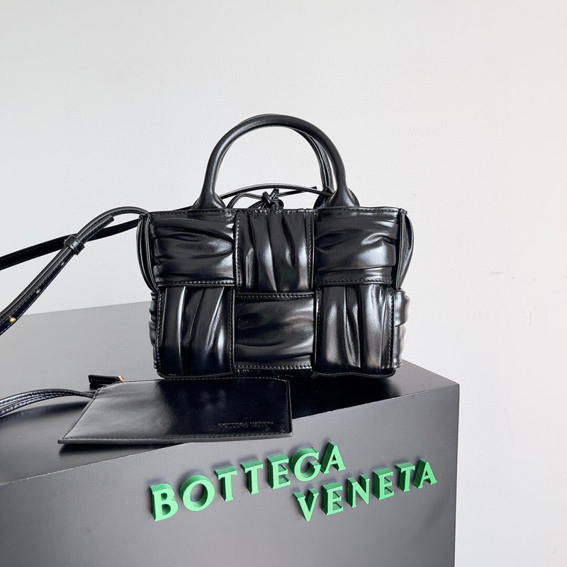 MC-Bottega Veneta-2220