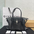 MC-GIVENCHY-573